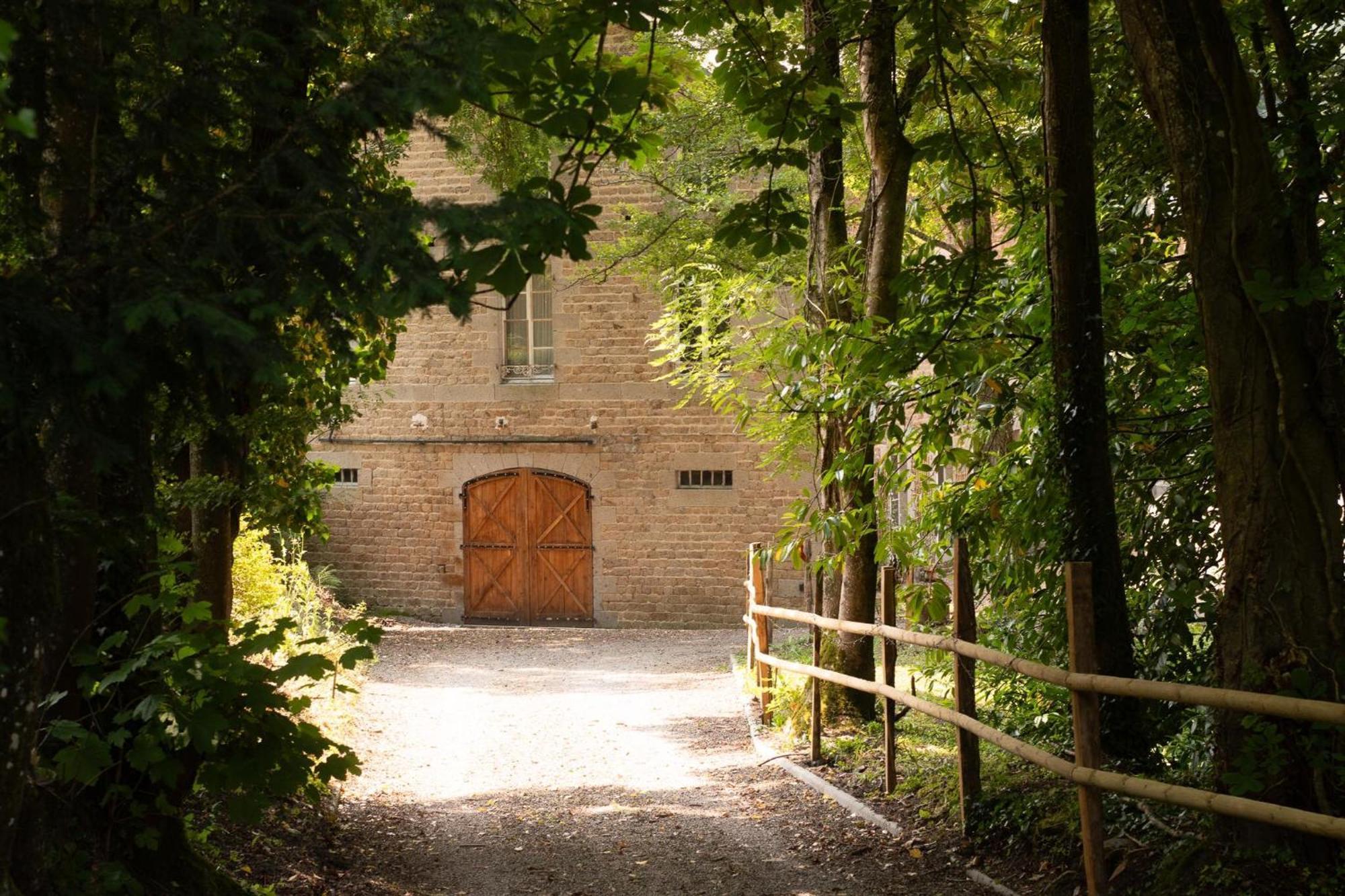 Villa Beautiful, Historic Manoir In Semi-Rural Setting à Viré Extérieur photo